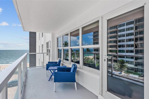 Copropriété à vendre à Fort Lauderdale, Floride: 2 chambres, 146.79 m2 № 2435499 - photo 23