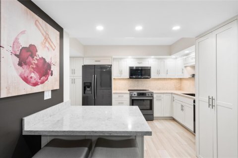 Copropriété à vendre à Fort Lauderdale, Floride: 2 chambres, 146.79 m2 № 2435499 - photo 7