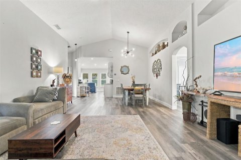 Villa ou maison à vendre à DeLand, Floride: 4 chambres, 141.21 m2 № 2406570 - photo 11