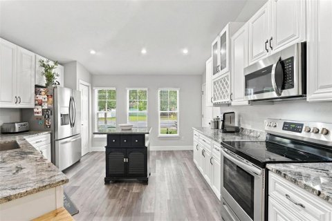 Villa ou maison à vendre à DeLand, Floride: 4 chambres, 141.21 m2 № 2406570 - photo 2