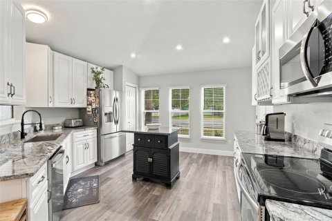 Villa ou maison à vendre à DeLand, Floride: 4 chambres, 141.21 m2 № 2406570 - photo 6