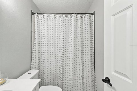 Villa ou maison à vendre à DeLand, Floride: 4 chambres, 141.21 m2 № 2406570 - photo 25