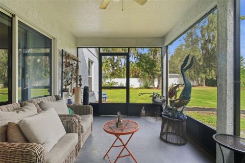 Villa ou maison à vendre à DeLand, Floride: 4 chambres, 141.21 m2 № 2406570 - photo 5