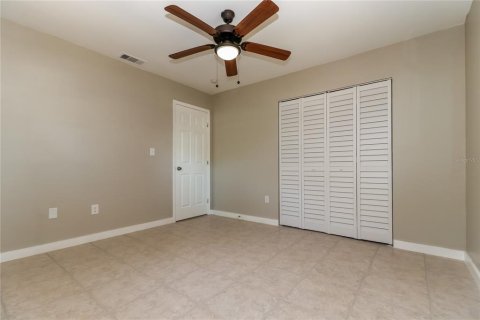 Villa ou maison à louer à Seminole, Floride: 4 chambres, 124.49 m2 № 1913961 - photo 11