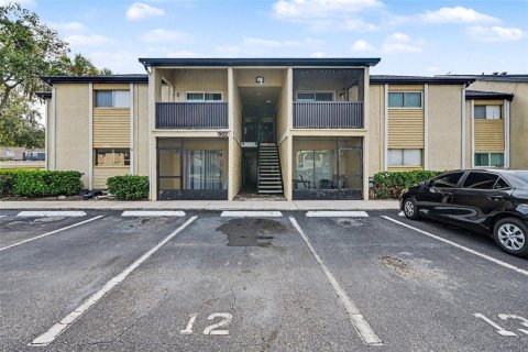 Condo in Altamonte Springs, Florida, 2 bedrooms  № 2279921