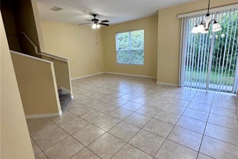 Townhouse in Orlando, Florida 3 bedrooms, 143.44 sq.m. № 1615335 - photo 3