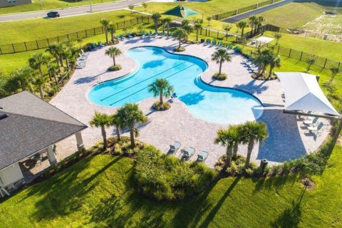 House in Haines City, Florida 4 bedrooms, 169.36 sq.m. № 2094965 - photo 22