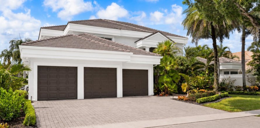 Villa ou maison à Boca Raton, Floride 5 chambres, 408.49 m2 № 2431268