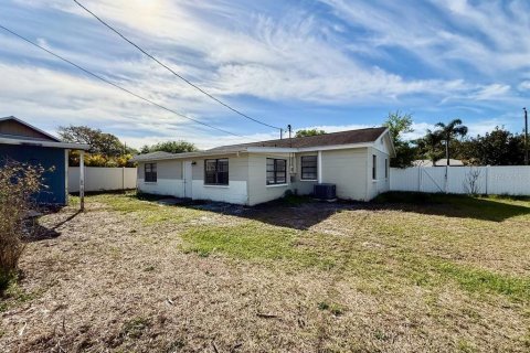 Villa ou maison à louer à Tampa, Floride: 3 chambres, 124.95 m2 № 2094341 - photo 26