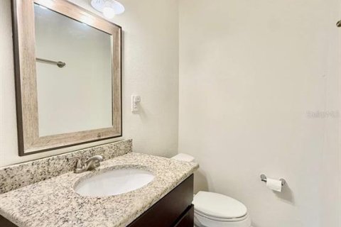 Villa ou maison à louer à Tampa, Floride: 3 chambres, 124.95 m2 № 2094341 - photo 13