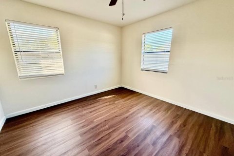 Villa ou maison à louer à Tampa, Floride: 3 chambres, 124.95 m2 № 2094341 - photo 19