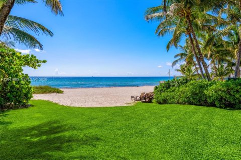 Villa ou maison à vendre à Golden Beach, Floride: 3 chambres, 390.38 m2 № 2242626 - photo 20
