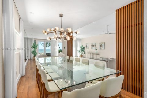 Villa ou maison à vendre à Golden Beach, Floride: 3 chambres, 390.38 m2 № 2242626 - photo 11