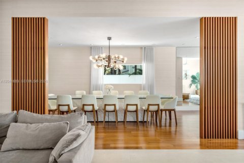 Villa ou maison à vendre à Golden Beach, Floride: 3 chambres, 390.38 m2 № 2242626 - photo 10
