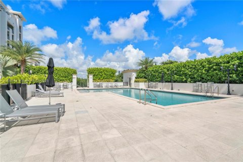 Condo in Coral Gables, Florida, 2 bedrooms  № 1872654 - photo 30