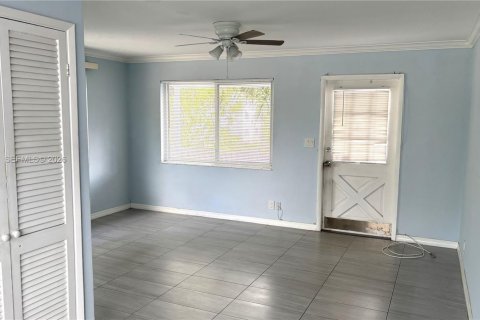 Copropriété à louer à Hollywood, Floride: 1 chambre, 65.03 m2 № 2078458 - photo 3