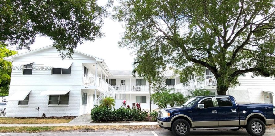 Condo à Hollywood, Floride, 1 chambre  № 2078458