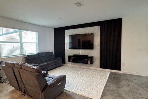 Townhouse in Orlando, Florida 4 bedrooms, 185.06 sq.m. № 2205037 - photo 3