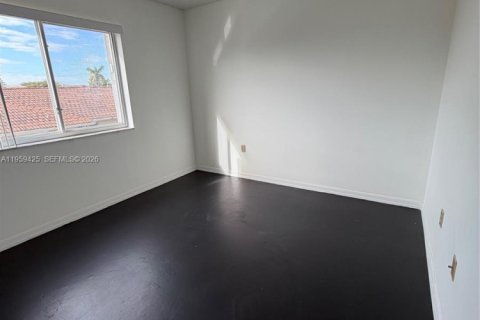 Condominio en alquiler en Miami, Florida, 2 dormitorios, 107.77 m2 № 2023580 - foto 20