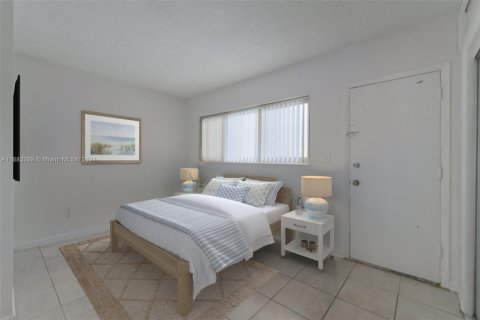 Condominio en venta en Miami Beach, Florida, 1 dormitorio, 52.95 m2 № 1811696 - foto 11