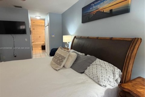 Villa ou maison à vendre à Miami, Floride: 4 chambres, 218.41 m2 № 2264152 - photo 21