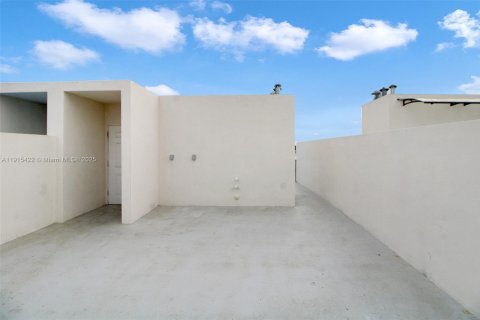 Купить таунхаус в Хомстед, Флорида 4 спальни, 129.88м2, № 2082473 - фото 22