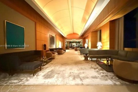 Купить кондоминиум в Майами, Флорида 57.97м2, № 1703449 - фото 15