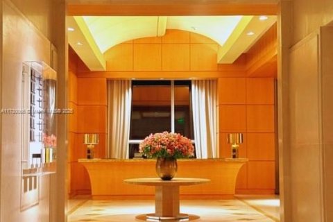 Купить кондоминиум в Майами, Флорида 57.97м2, № 1703449 - фото 12