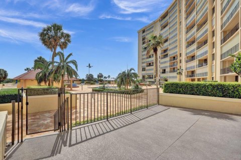 Condo in Jupiter, Florida, 2 bedrooms  № 2243578 - photo 13