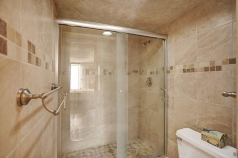 Condo in Jupiter, Florida, 2 bedrooms  № 2243578 - photo 8