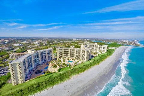 Condo in Jupiter, Florida, 2 bedrooms  № 2243578 - photo 26