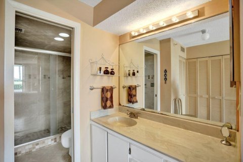 Condo in Jupiter, Florida, 2 bedrooms  № 2243578 - photo 7