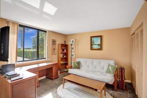 Condo in Jupiter, Florida, 2 bedrooms  № 2243578 - photo 9