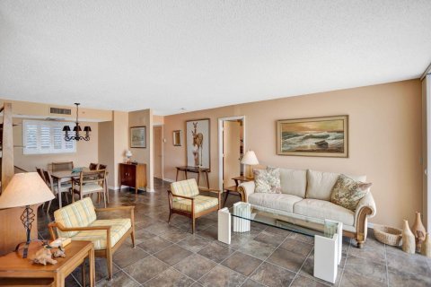Condo in Jupiter, Florida, 2 bedrooms  № 2243578 - photo 4
