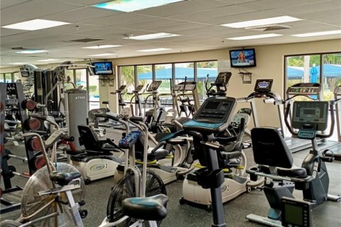 Condo in Sunrise, Florida, 2 bedrooms  № 1845534 - photo 18