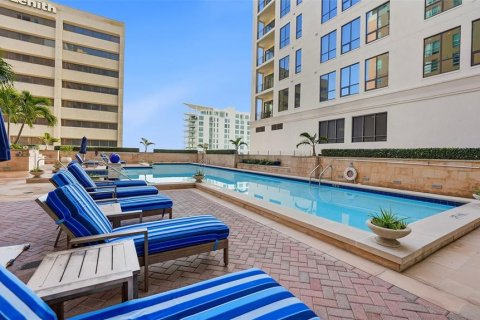 Condominio en venta en Sarasota, Florida, 1 dormitorio, 83.61 m2 № 2427021 - foto 20