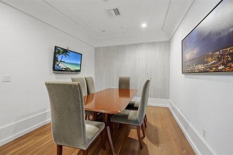 Condominio en venta en Sarasota, Florida, 1 dormitorio, 83.61 m2 № 2427021 - foto 24