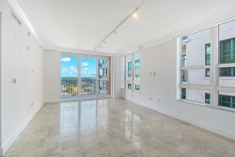 Condominio en venta en Sarasota, Florida, 1 dormitorio, 83.61 m2 № 2427021 - foto 18