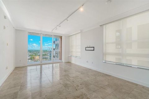 Condominio en venta en Sarasota, Florida, 1 dormitorio, 83.61 m2 № 2427021 - foto 17
