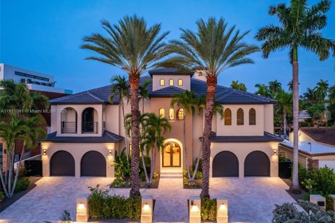 House in Fort Lauderdale, Florida 6 bedrooms, 513.38 sq.m. № 1959888 - photo 4