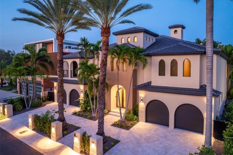 House in Fort Lauderdale, Florida 6 bedrooms, 513.38 sq.m. № 1959888 - photo 5