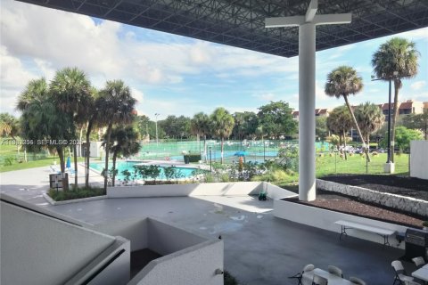 Снять в аренду кондоминиум в Лодерхилл, Флорида 2 спальни, 102.19м2, № 2034913 - фото 18