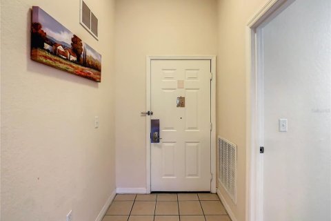 Condo in Kissimmee, Florida, 3 bedrooms  № 1673864 - photo 9