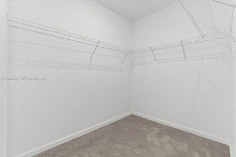 Casa en venta en St. Lucie, Florida, 5 dormitorios, 223.8 m2 № 2080247 - foto 20