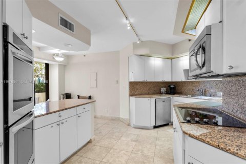 Copropriété à vendre à Aventura, Floride: 4 chambres, 282.79 m2 № 2045988 - photo 3