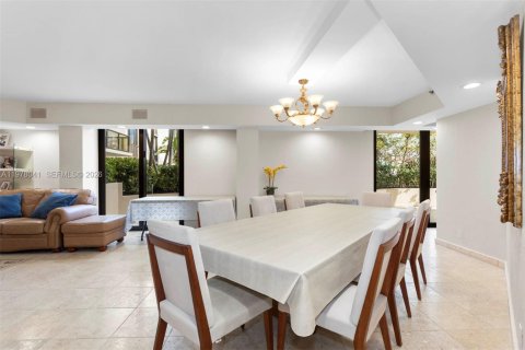 Copropriété à vendre à Aventura, Floride: 4 chambres, 282.79 m2 № 2045988 - photo 21