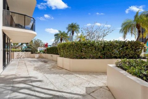 Copropriété à vendre à Aventura, Floride: 4 chambres, 282.79 m2 № 2045988 - photo 2