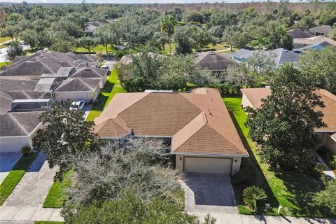 House in Kissimmee, Florida 2 bedrooms, 189.33 sq.m. № 2099310 - photo 2