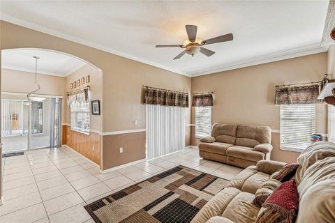 House in Kissimmee, Florida 2 bedrooms, 189.33 sq.m. № 2099310 - photo 24