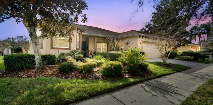 House in Kissimmee, Florida 2 bedrooms, 189.33 sq.m. № 2099310